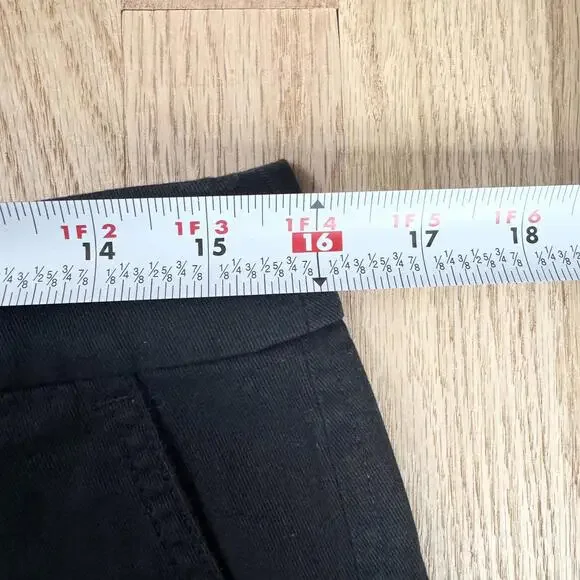 J. Crew Chic Black Tailored Chino Shorts - Size 4 - Picture 8 of 9